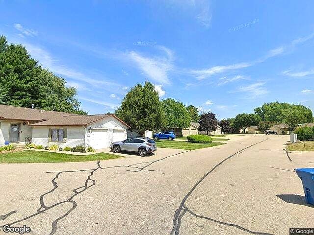 Thirty Second Street — satellite view