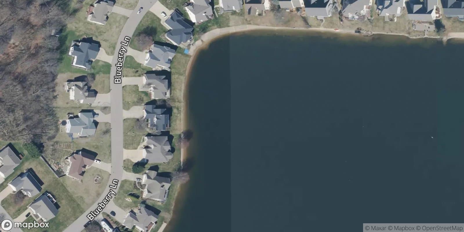 Sapphire Lake Estates Condos — satellite view