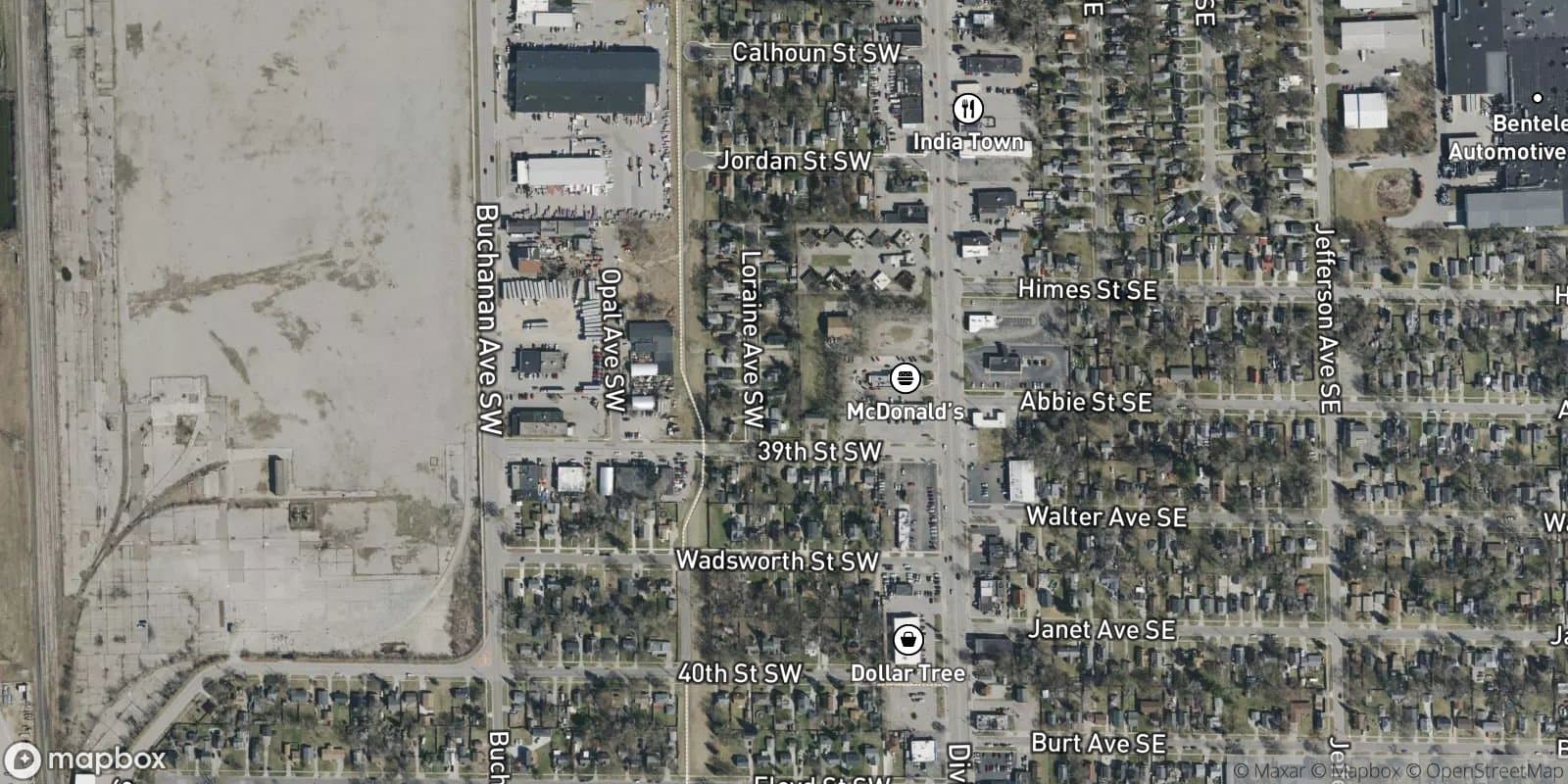 Roselawn Park — satellite view