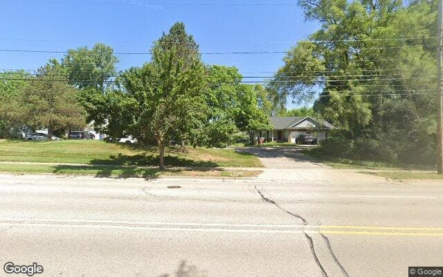 Country Gardens No.1 — satellite view