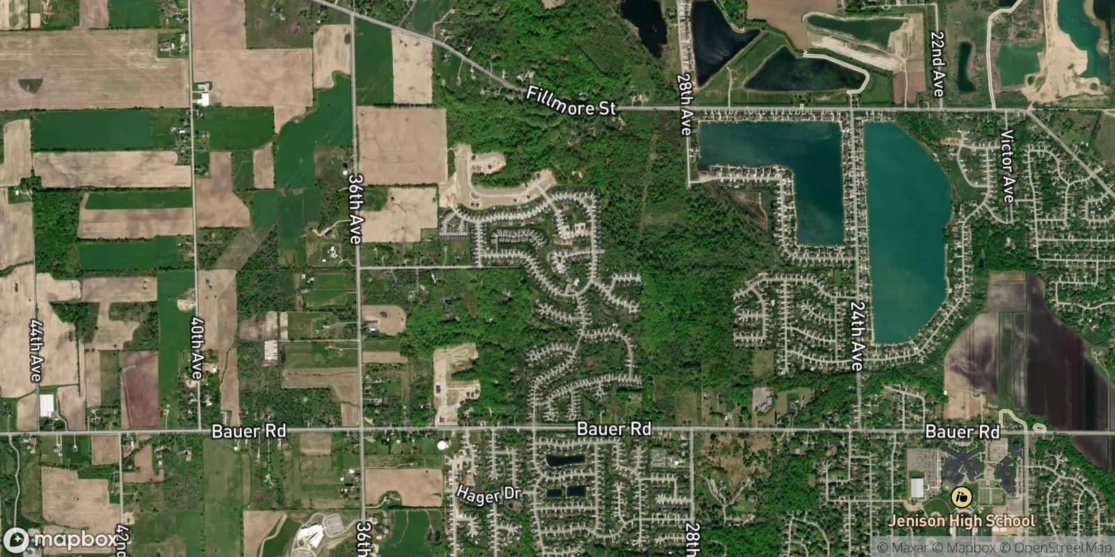 Lowing Woods — satellite view