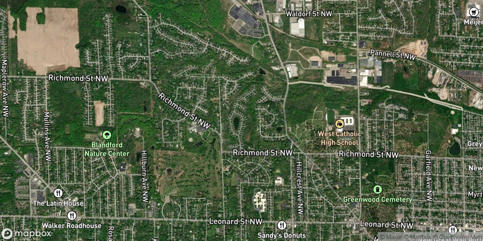 The Villas of Oakleigh Woods — satellite view