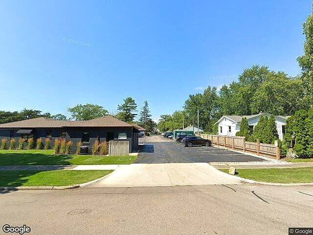 HAWTHORNES SQUARE CONDOS — satellite view