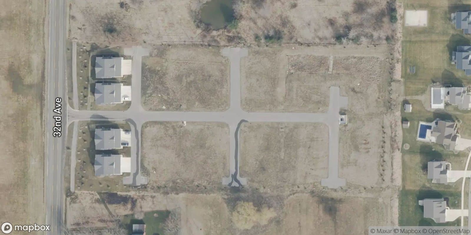 Oakmere Crossings Condos — satellite view