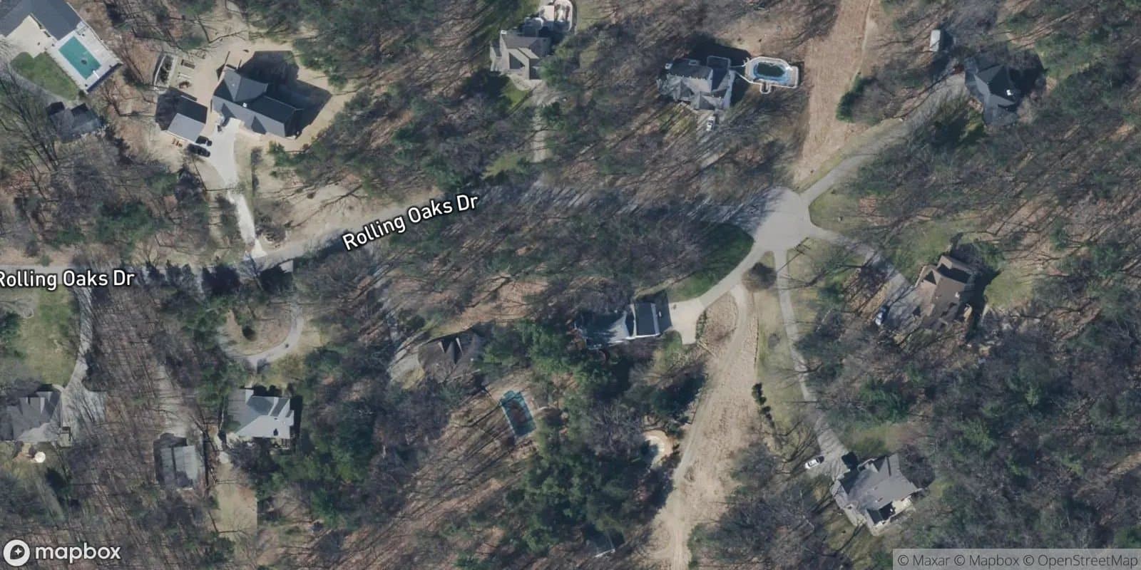 Rolling Oaks Condominium — satellite view