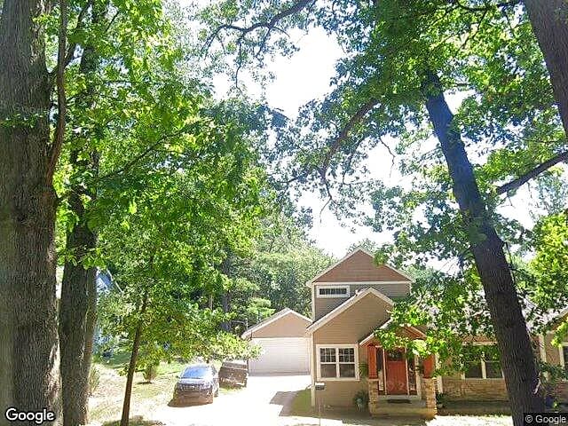 Cascade Lakes Condominiums — satellite view
