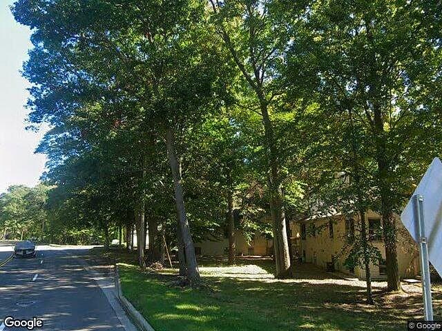 Amberwood Condominiums — satellite view