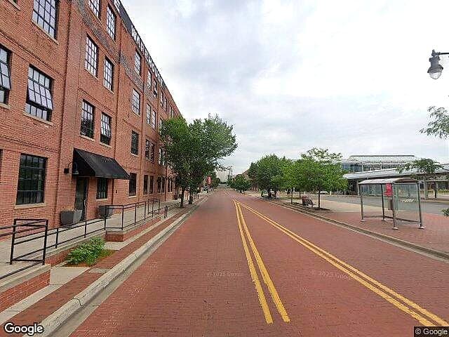 Ionia and Wealthy Condominium — satellite view