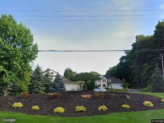 Burton Pointe — satellite view