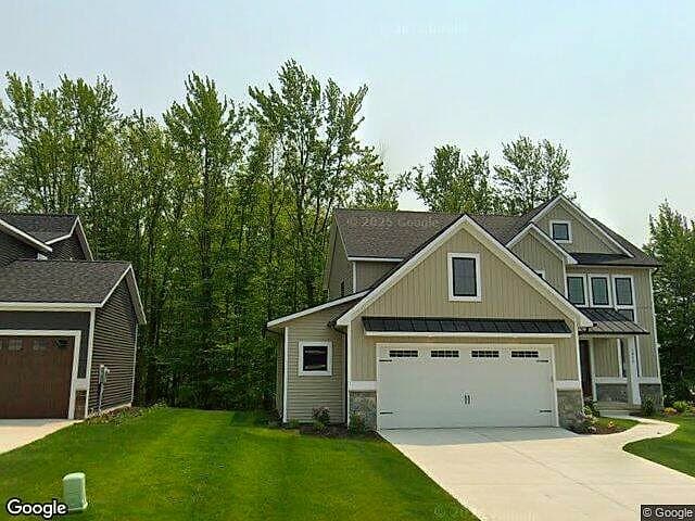 Cambridge Grove — satellite view