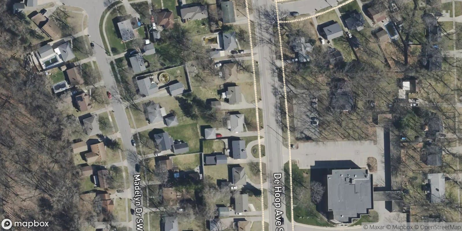 Madelyn Plat — satellite view