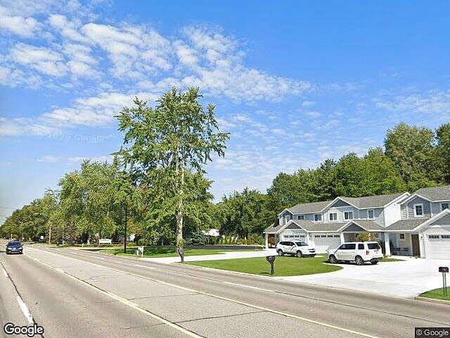 Evergreen Lane Condominiums — satellite view