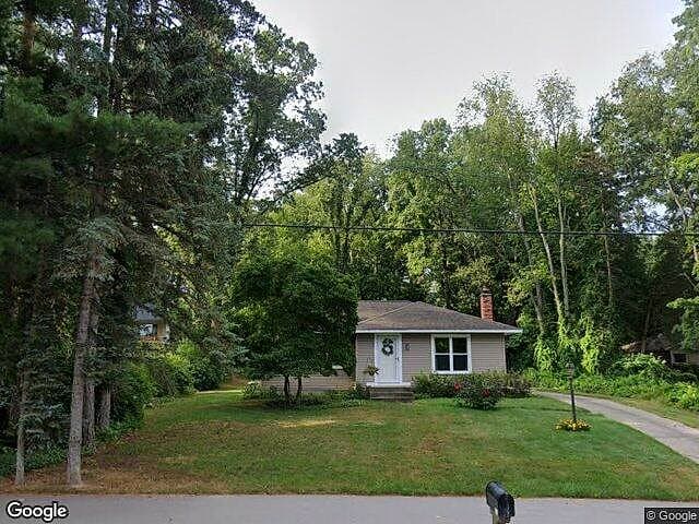 Cascade Pointe — satellite view