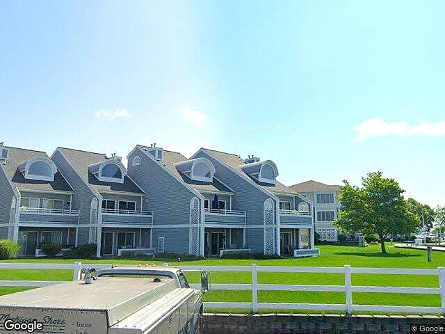 Holiday Isle Marina — satellite view