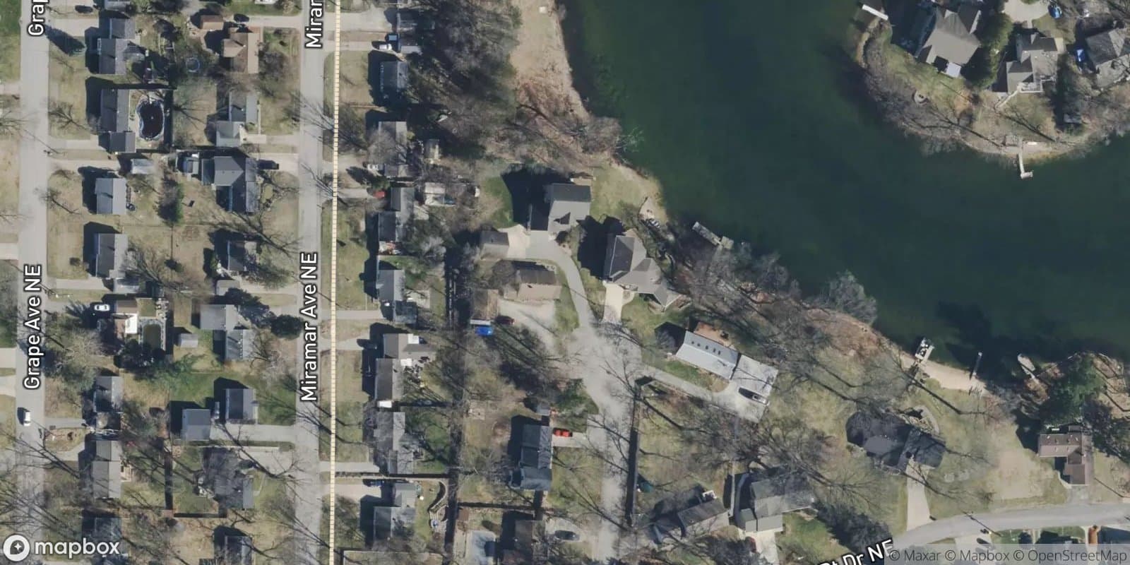 Breezy Point Park, Amended Plat of Lots 26 Through 31 Inclusive, Vacated Oriole Dr, and A Portion of Vacated Carol Dr — satellite view